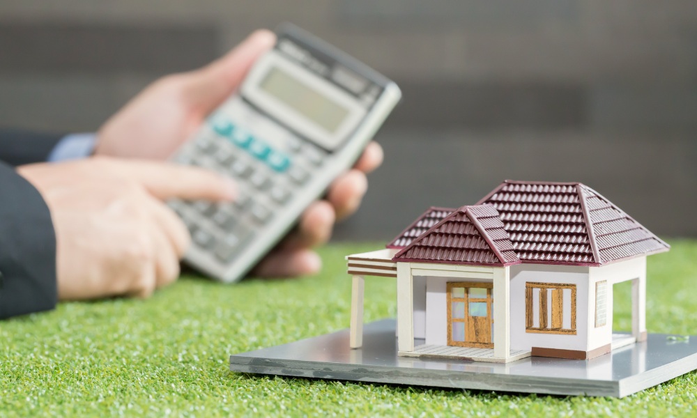 Maximize Mortgage Savings with a Mortgage Interest Calculator Canada